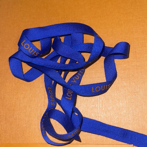 LV box - Picture 4 of 5